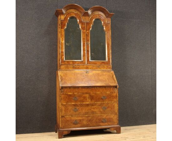 Trumeau doppio corpo inglese in legno del XX secolo