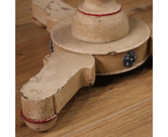 Étagère italiano laccato della prima metà del XX secolo