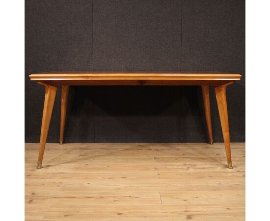 Tavolo italiano di design del XX secolo