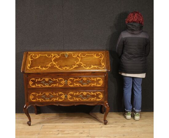 Great Italian inlaid bureau from the 20s