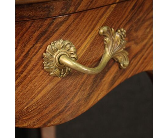 Scrivania francese in stile Luigi XV del XX secolo