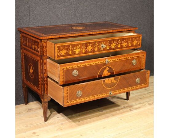 20th century Italian inlaid chest of drawers in Louis XVI style