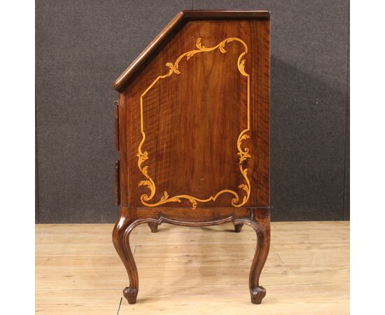Great Italian inlaid bureau from the 20s