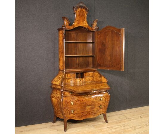 Trumeau lombardo in stile Rococò intarsiato del XX secolo