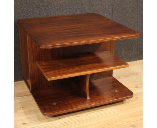 Italian design coffee table from the 20th century