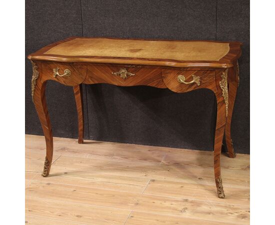 Scrivania francese in stile Luigi XV del XX secolo