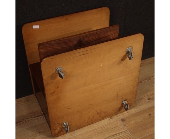 Italian design coffee table from the 20th century