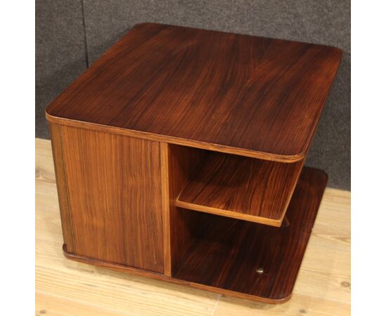 Italian design coffee table from the 20th century