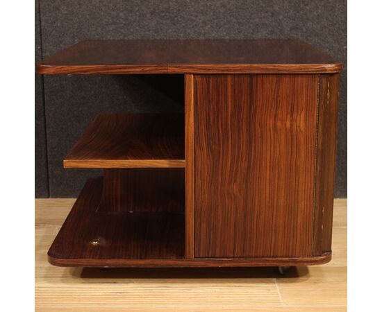 Italian design coffee table from the 20th century