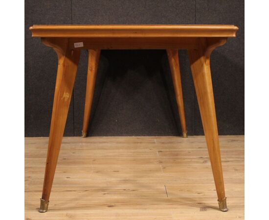 Tavolo italiano di design del XX secolo