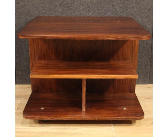 Italian design coffee table from the 20th century