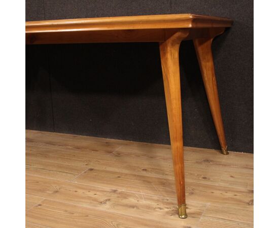 Tavolo italiano di design del XX secolo