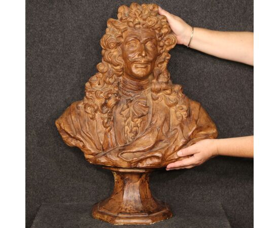 Grande scultura francese in terracotta
