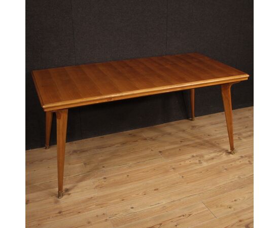 Tavolo italiano di design del XX secolo