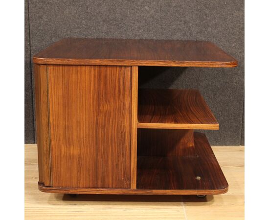 Italian design coffee table from the 20th century