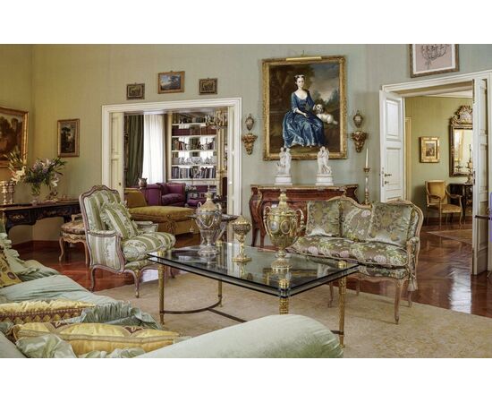 Portrait of a young girl, George Knapton (London 1698 - 1778), attributable