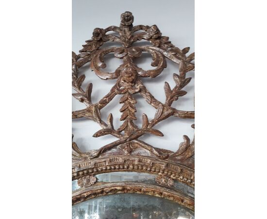 Mirror Piedmontese carved and silver