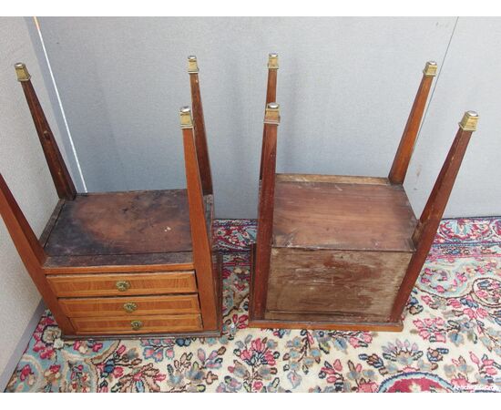 COPIA DI COMODINI STILE LUIGI XVI LASTRONATI IN NOCE EPOCA  META' 800