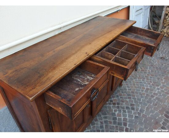 CREDENZA IN NOCE A TRE PORTE EPOCA PRIMI 800  cm L162xP55xH110