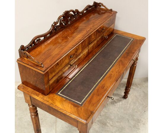 Antico scrittoio Luigi Filippo in noce - epoca '800