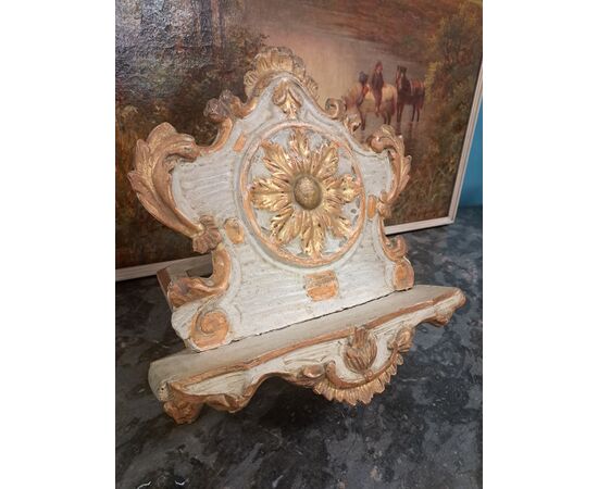 Leggio laccato e dorato del '700