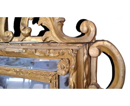SPECCHIERA IN LEGNO DORATO - PIEMONTE - XVIII SEC.