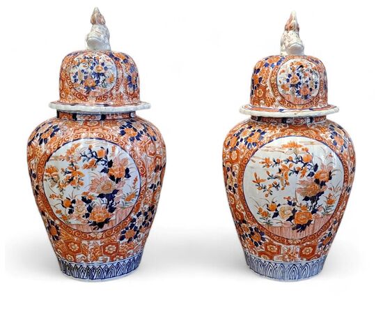 COPPIA DI POTICHES IMARI - GIAPPONE - PERIODO MEIJI