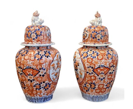 COPPIA DI POTICHES IMARI - GIAPPONE - PERIODO MEIJI