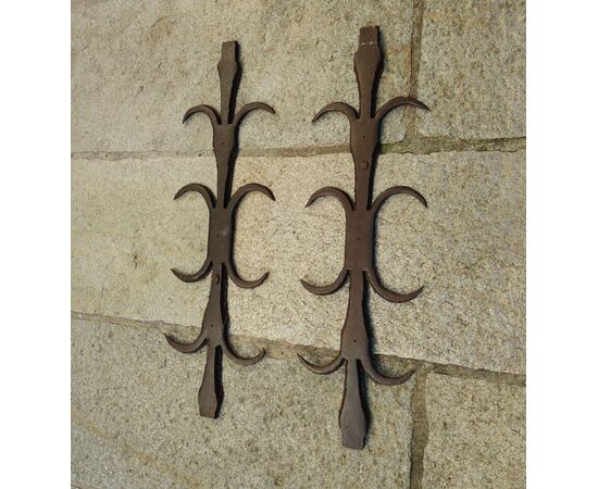 Pair of Lombard "pelagatti", 16th century