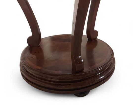 Tavolino rotondo con piano in mosaico