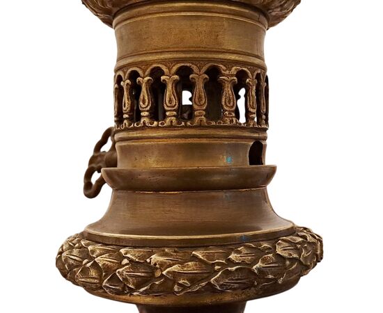 COPPIA DI LAMPADE IN PORCELLANA - IMARI - PERIODO EDO (1603 - 1868)