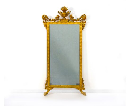 Carved and gilded wooden mirror, Naples, late 18th century
