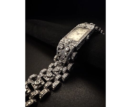 Orologio  in  platino   " Art  -  Dèco "