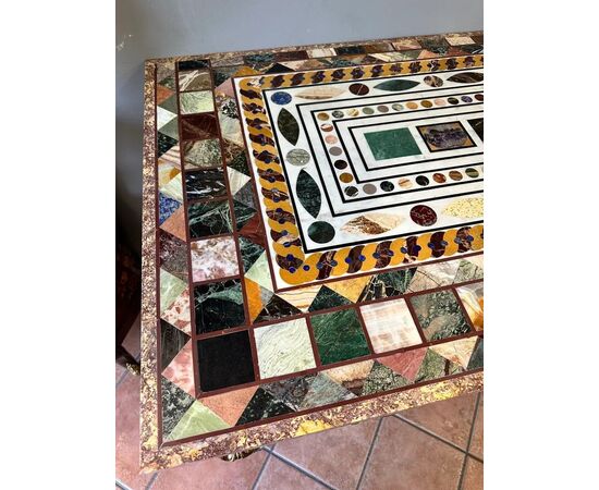 
Antica Consolle Luigi XVI con marmo intarsiato, XVIII secolo