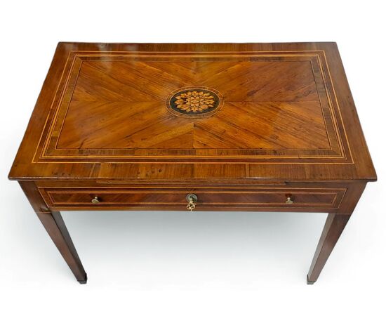 PICCOLO SCRITTOIO LASTRONATO - LOMBARDIA - LUIGI XVI