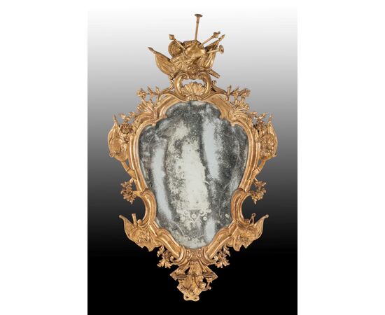 Pair of carved and gilded wooden sconces, Venice, mid-18th century