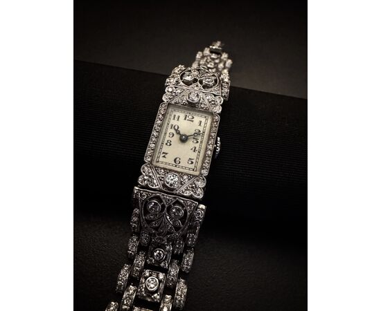 Orologio  in  platino   " Art  -  Dèco "