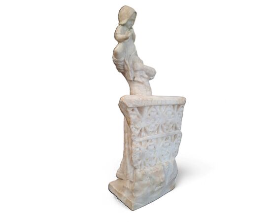 SCULTURA IN ALABASTRO - "DONNA CON BAMBINO" - XIX SEC.