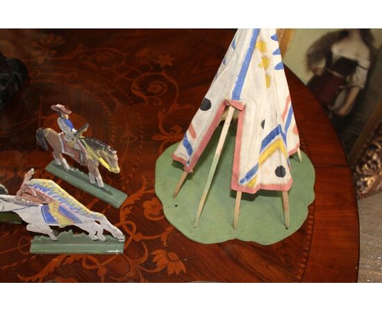 Set accampamento indiani e cowboy statuine legno - primi '900