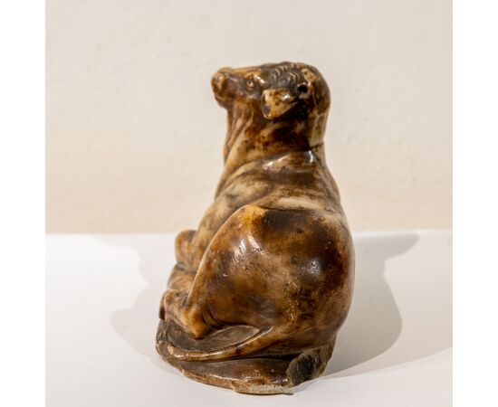 Toro e leone in alabastro bellissima patina - fine XVI secolo