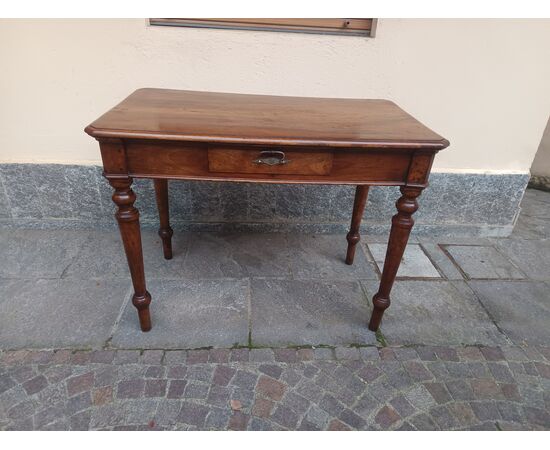 Scrivania dell'Ottocento