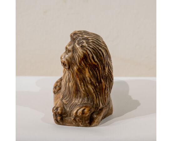 Toro e leone in alabastro bellissima patina - fine XVI secolo