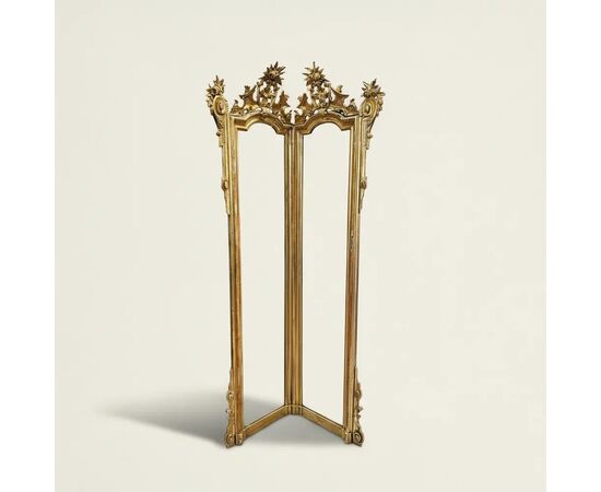 
Specchiera Angolare Luigi XV in Legno Dorato, XVIII secolo