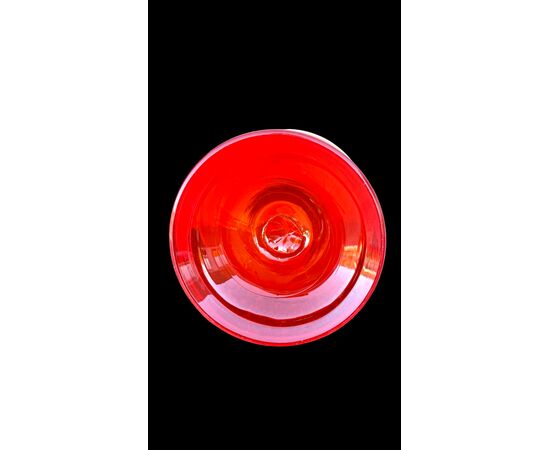 Vaso in vetro soffiato rosso arancio.Murano