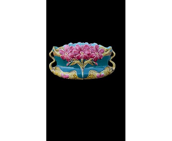 Vaso cache-pot barbottina in terraglia decorato a fiori narcisi.Manifattura Onnaing.Francia.