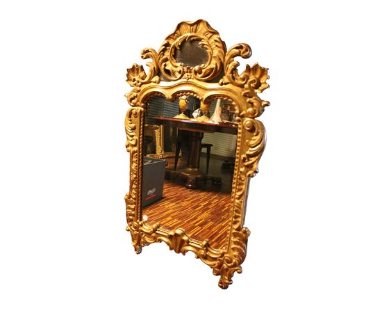 Finely carved and gilded wooden wall mirror - 19th century