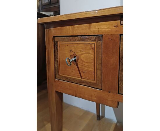 PICCOLO SCRITTOIO LASTRONATO NEOCLASSICO SECONDA META’ DEL XVIII SECOLO