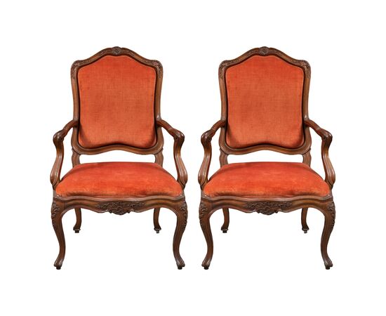 Pair of carved walnut armchairs. Genoa, 18th century.