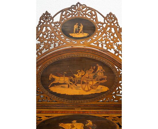 Portalettere antico Sorrentino in legno di ulivo. Periodo XIX secolo.