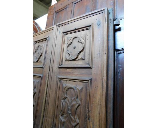 ptci485 door in carved walnut, 18th century, Piedmontese, 237 x 128 x 7 cm     